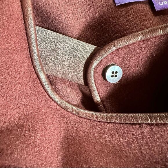 Ralph Lauren Collection Pre-Fall ‘17 Winsor Burgundy Wool-Cashmere Lambskin Cape - Picture 8 of 17